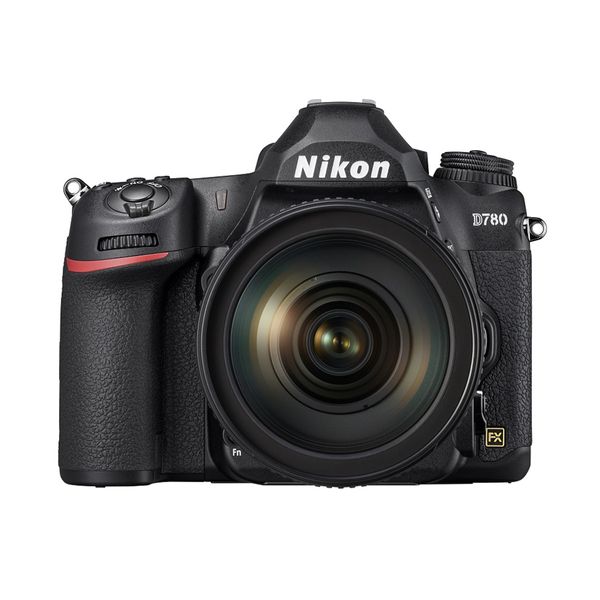 DSLR Nikon D780 24-120mm